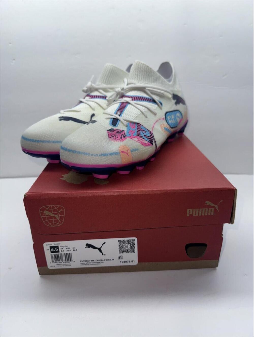 Puma Future 7 Match Volume FG/AG 108076-01 Youth White Pink Soccer Size 6.5Y